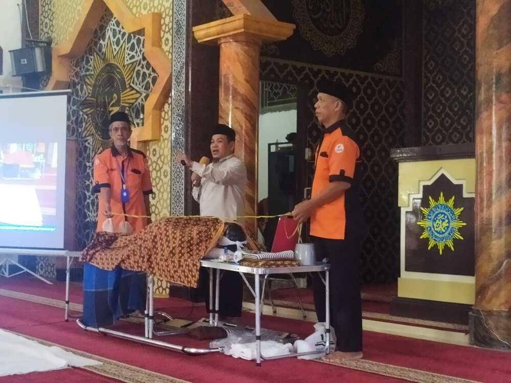 Cabang_Muhammadiyah_Manggala_Diminta_Bentuk_Tim_Pengurusan_Jenazah-20240226162106.jpeg 