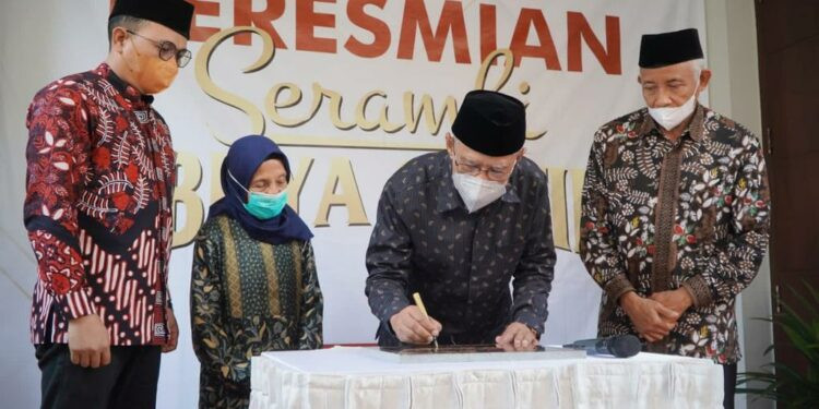 Resmikan Serambi Buya Syafii, Haedar Nashir Sebut Serambi ini Sebagai Kunci Pembuka Ilmu dan Dunia