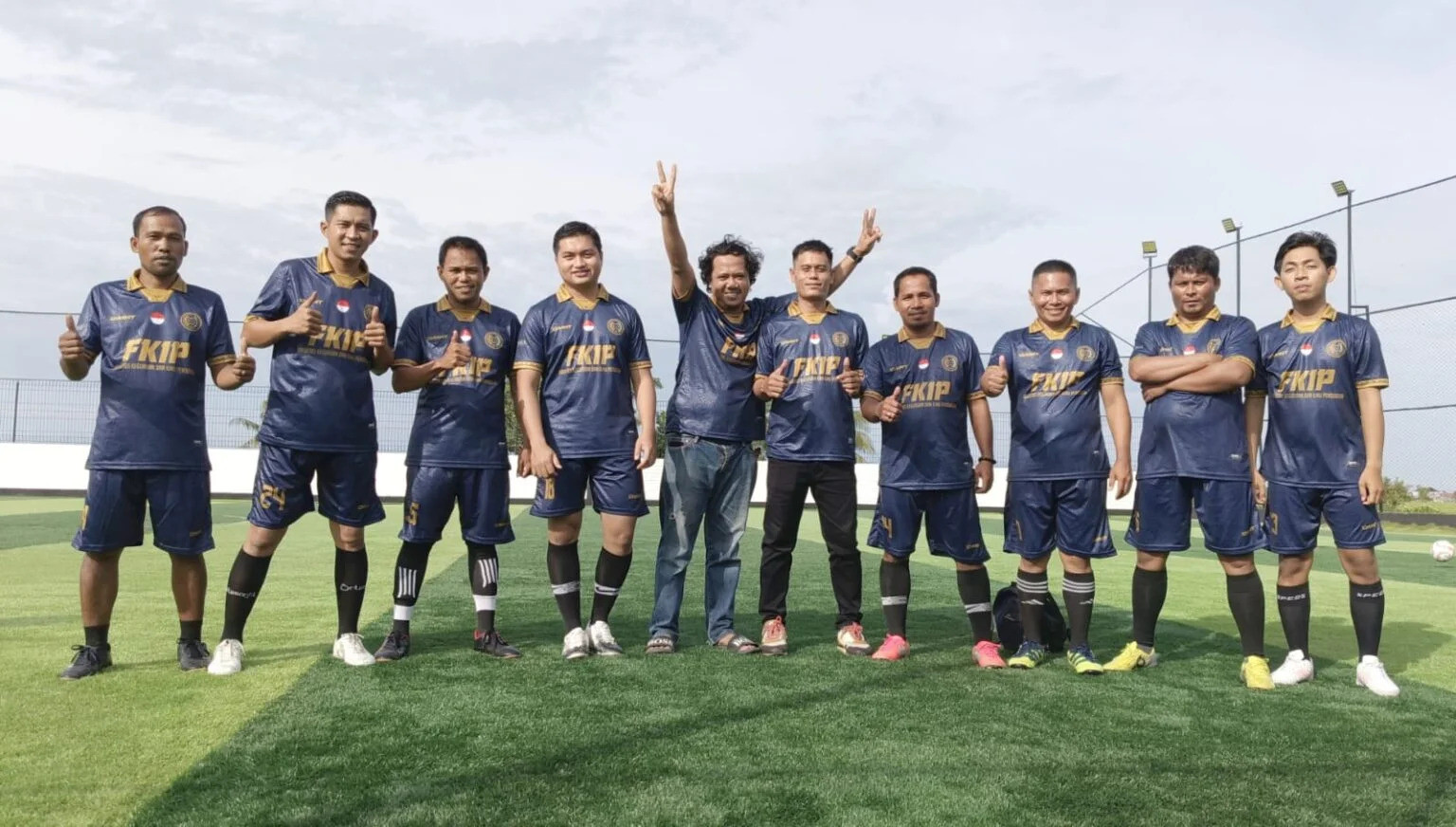 Pererat Silahturahim, Dosen Hingga Staf UMS Sidrap Gelar Pertandingan Mini Soccer UMS VS UMPAR.