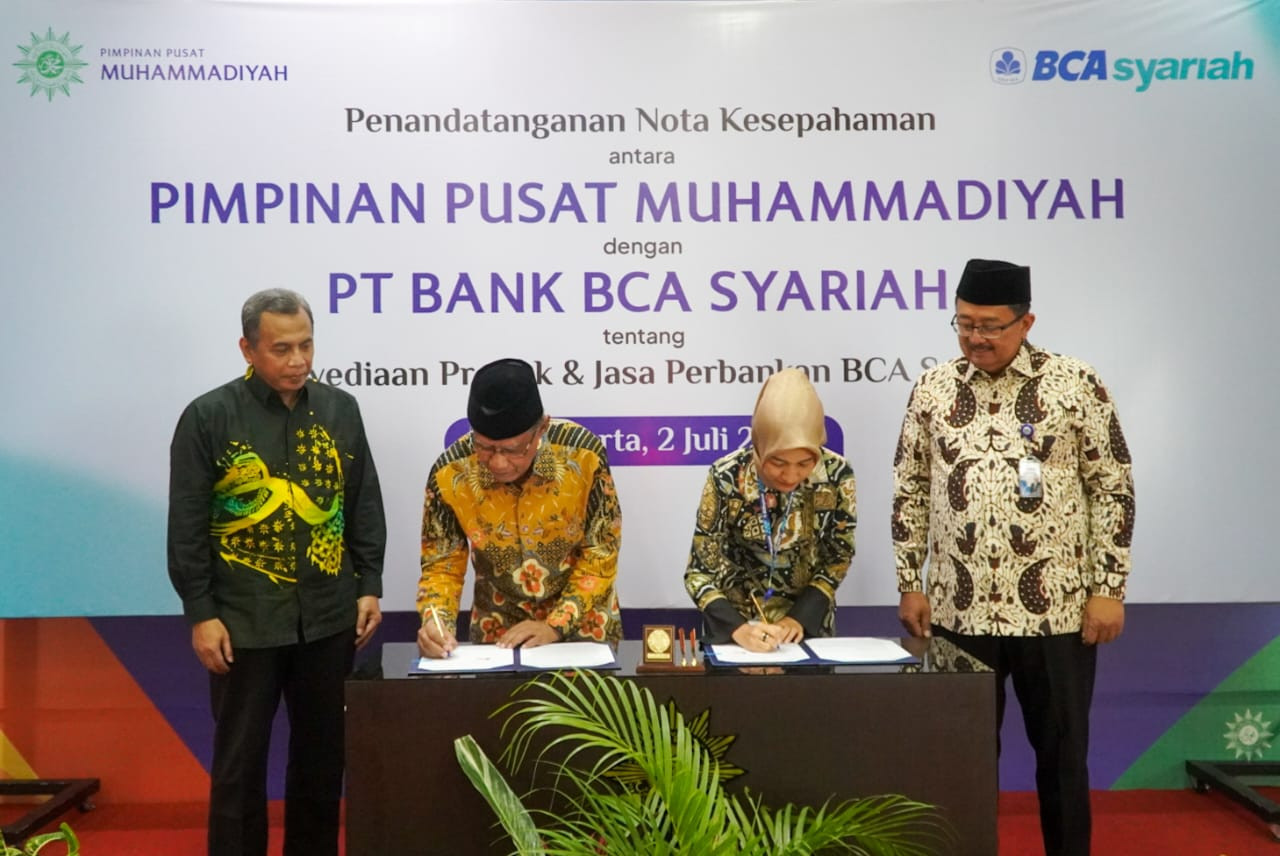 PP-Muhammadiyah-dan-PT_-BCA-Syariah-Tandatangani-Nota-Kesepahaman.jpeg 