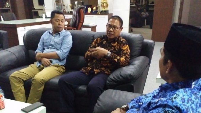 rektor_ums_wabup_sidrap1.jpg 